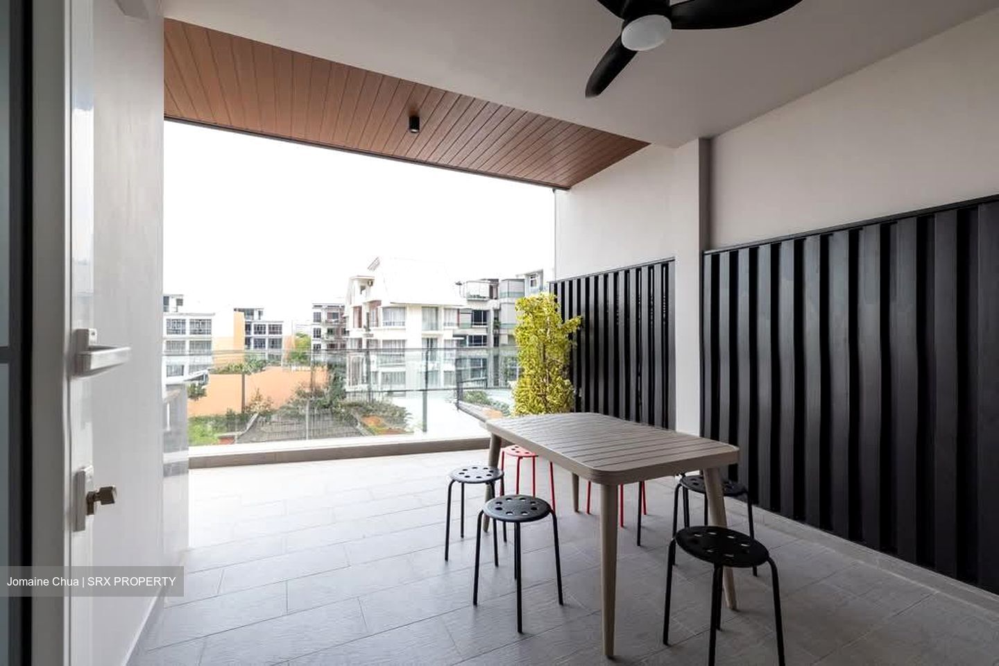 Grace Garden (D15), Terrace #568371081